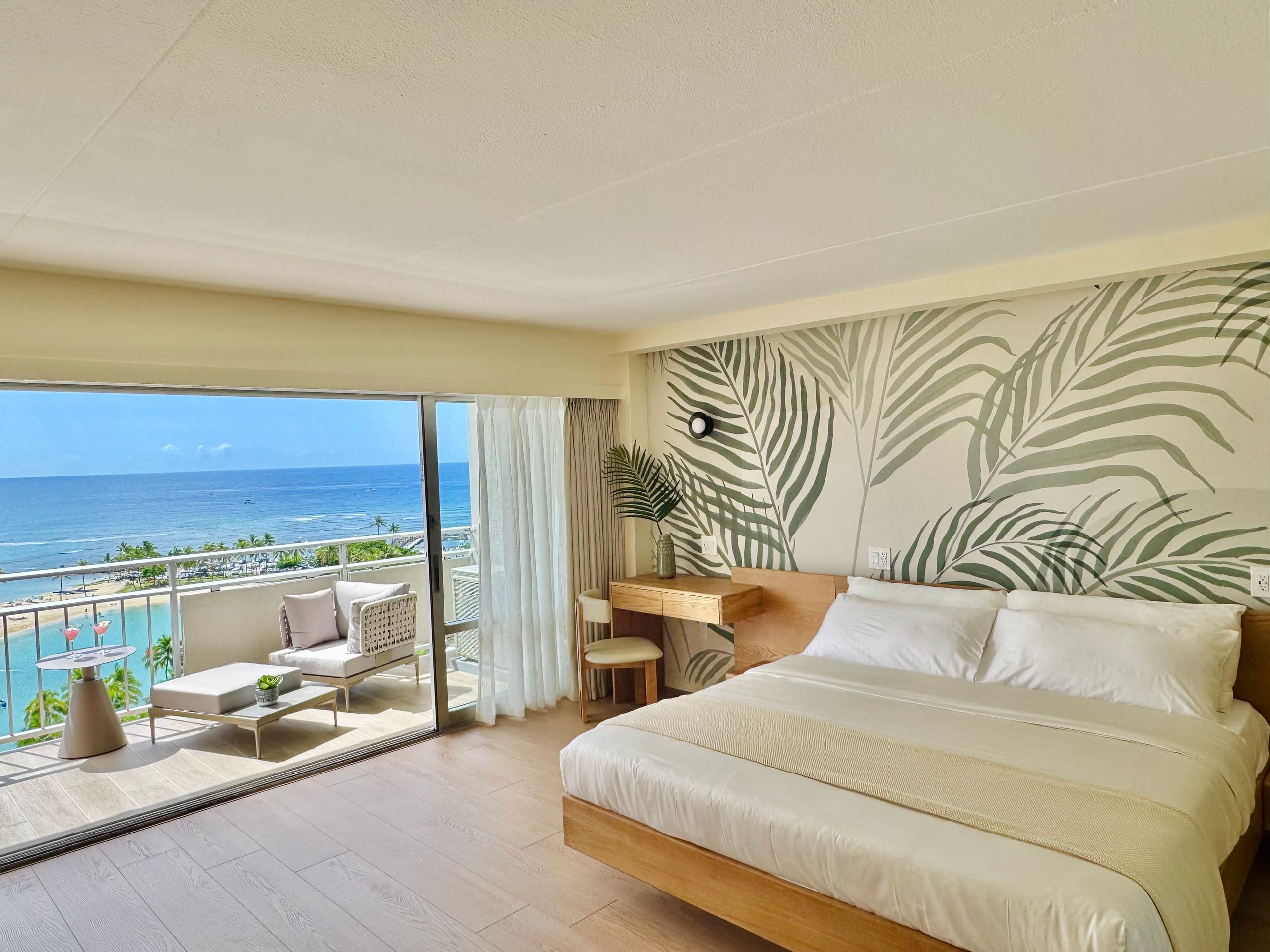 Condo in Honolulu · ★4.86 · 1 bedroom · 2 beds · 1 private bath - Image 1