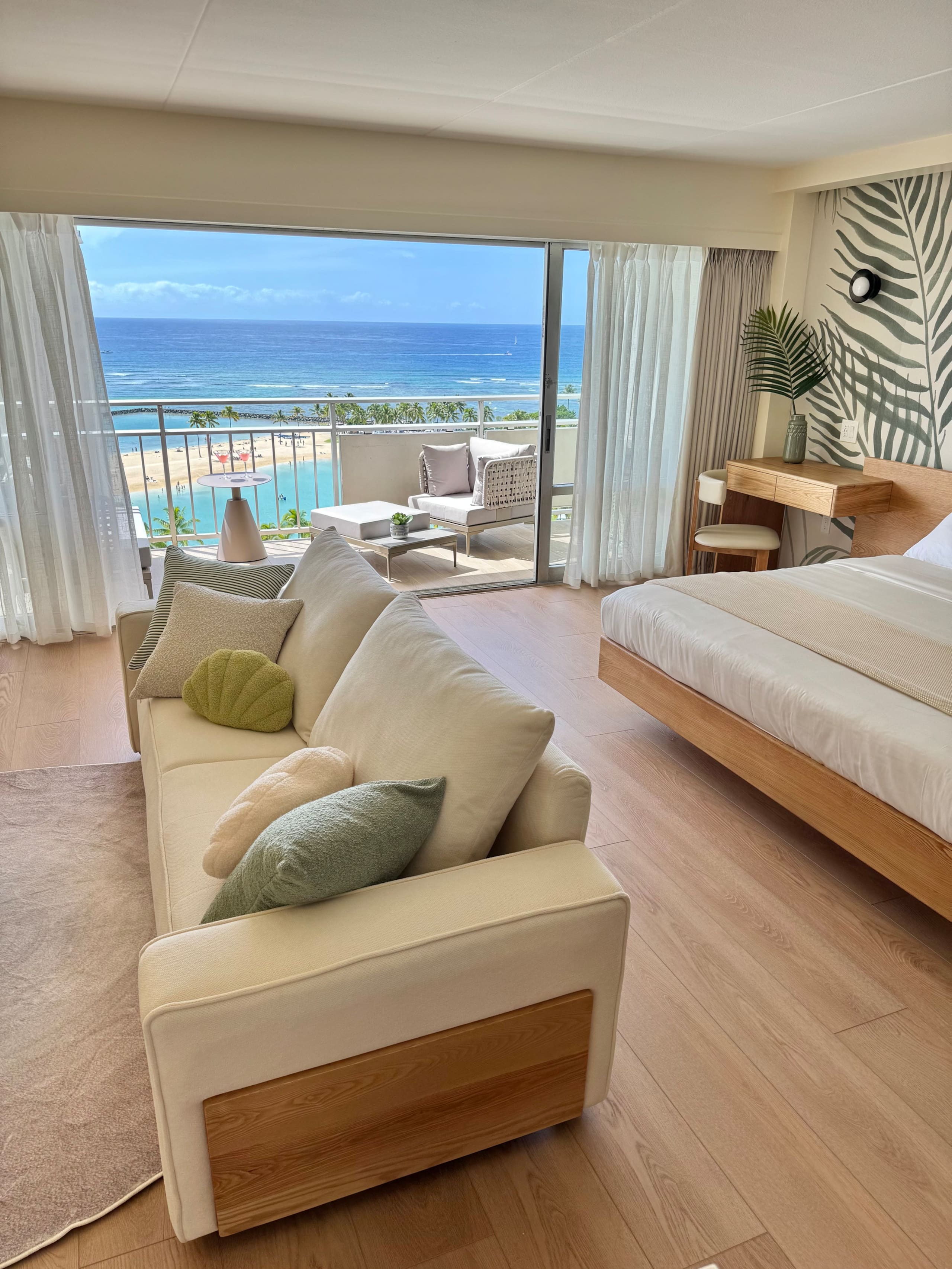 Condo in Honolulu · ★4.86 · 1 bedroom · 2 beds · 1 private bath - Image 10