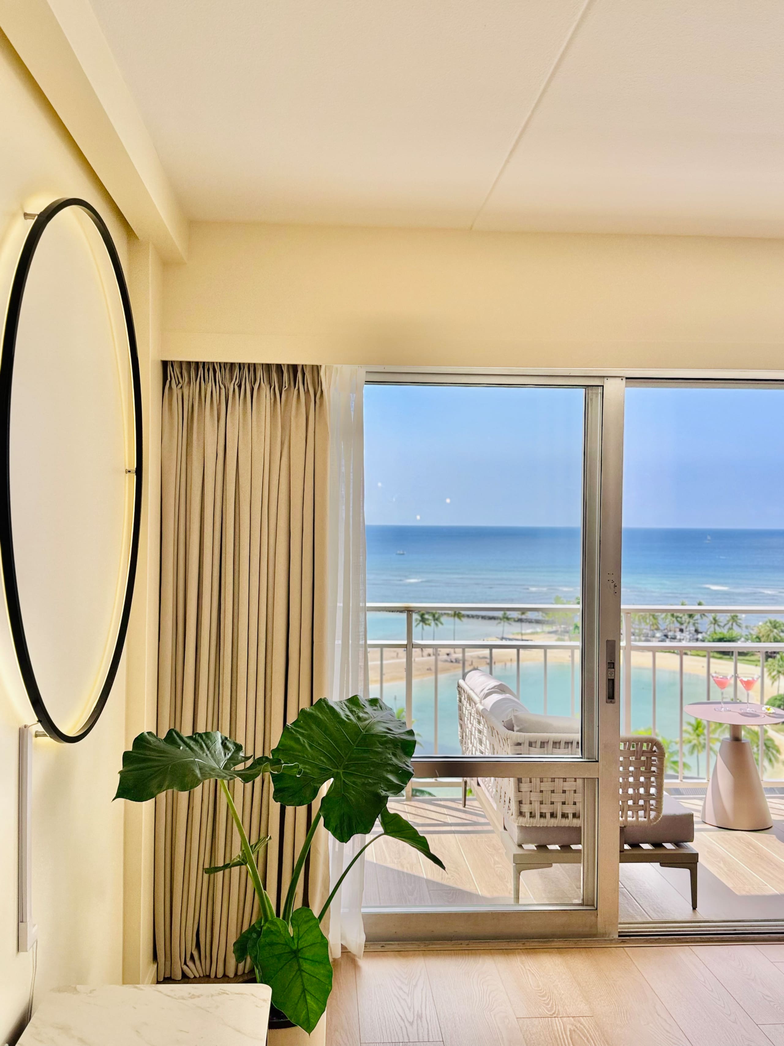Condo in Honolulu · ★4.86 · 1 bedroom · 2 beds · 1 private bath - Image 21