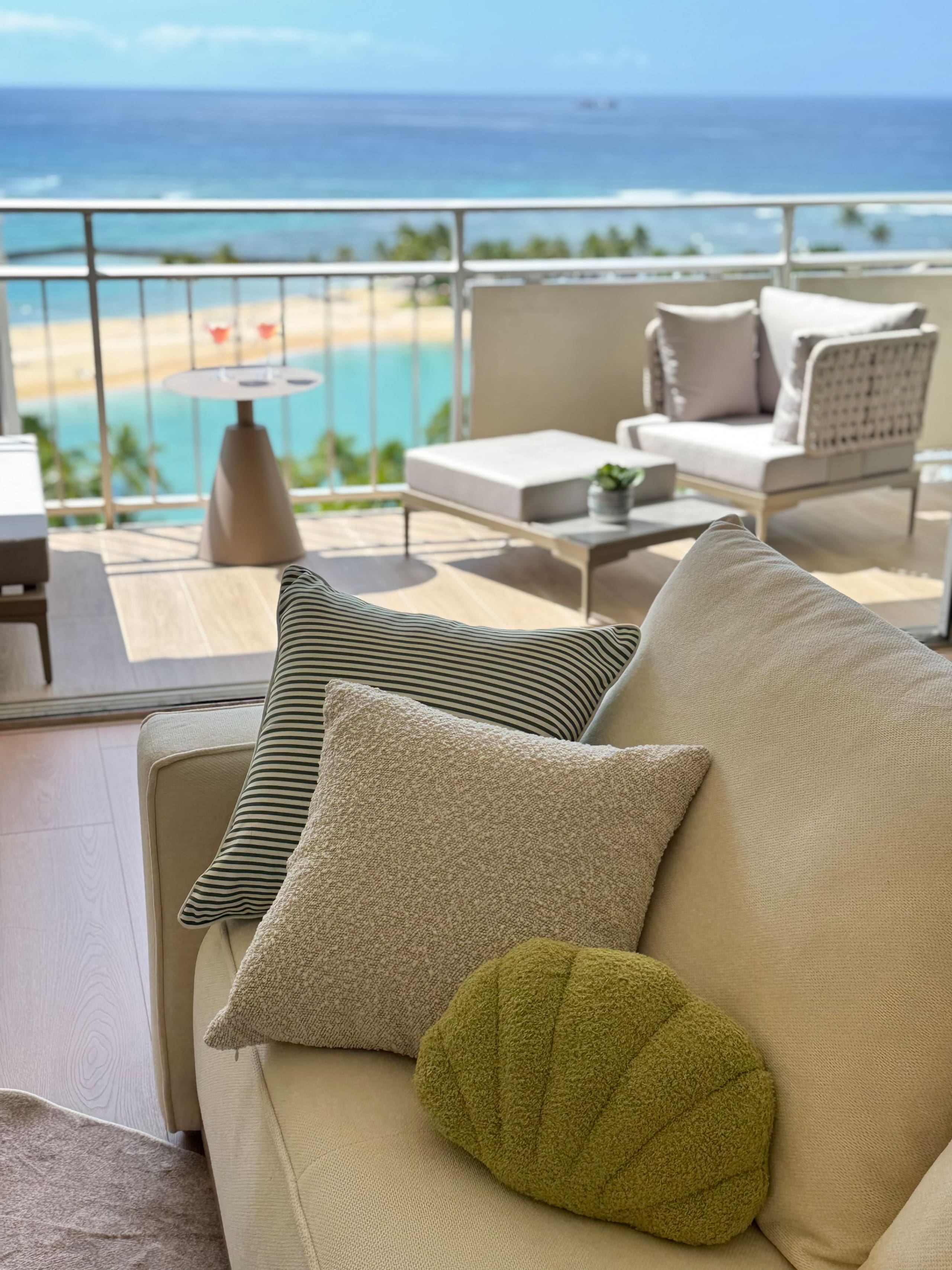 Condo in Honolulu · ★4.86 · 1 bedroom · 2 beds · 1 private bath - Image 22
