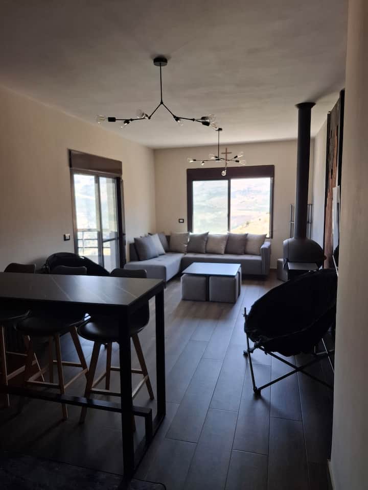Zaarour, Fully Equipped, Modern, Amazing View - 黎巴嫩