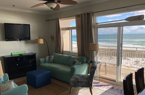 Top Airbnb: Gulf Front Condo in Pensacola Beach in Gulf Breeze