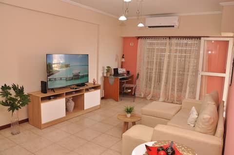 Top Airbnb: Monte Grande apartment, central with private garage! en Partido De Esteban Echeverría