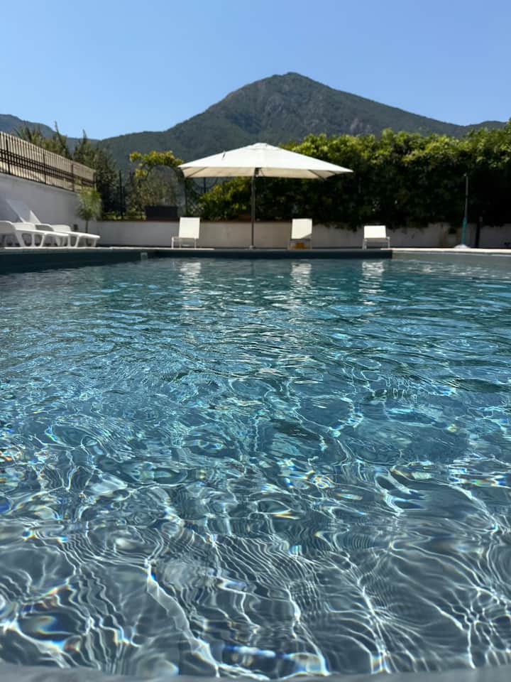 Villa Morena - White Room - Mercato San Severino