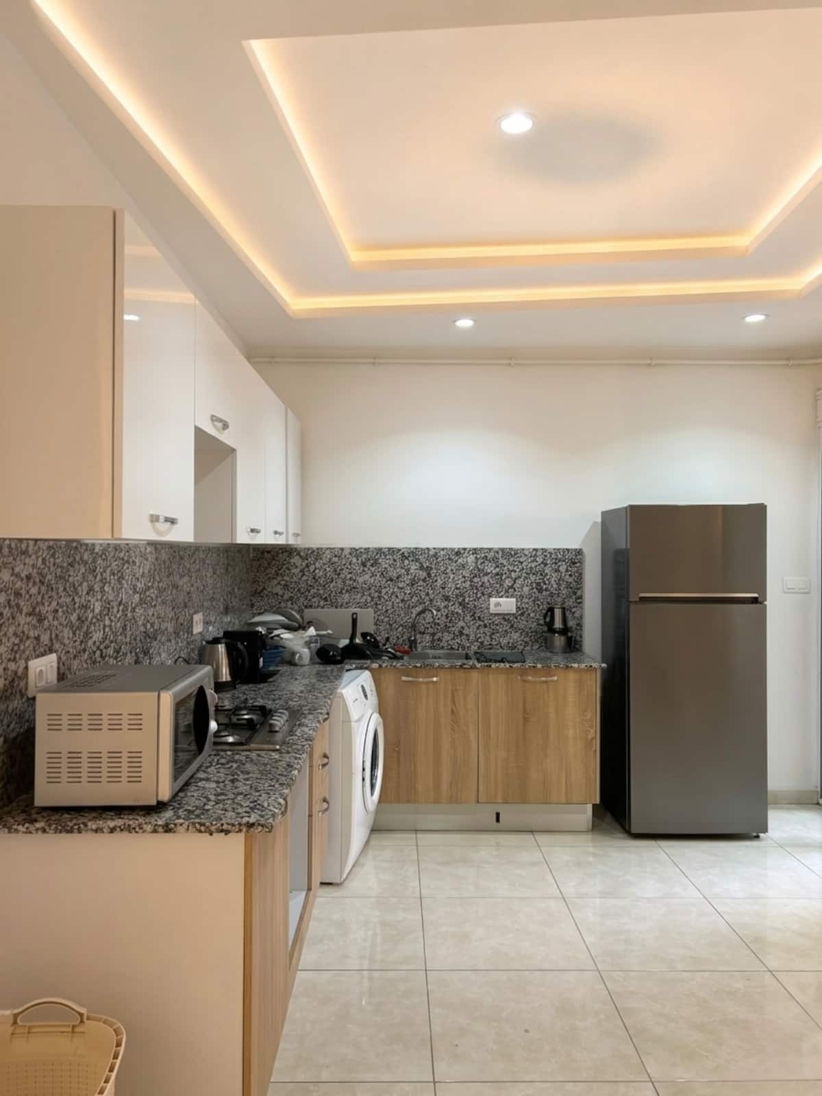 Appartement 3 chambres — haut de gamme, vue piscine — Cuisine