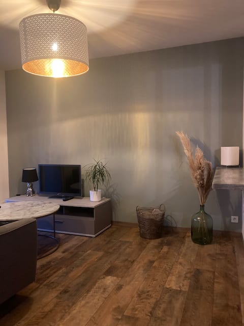 T3 in a quiet residence with balcony