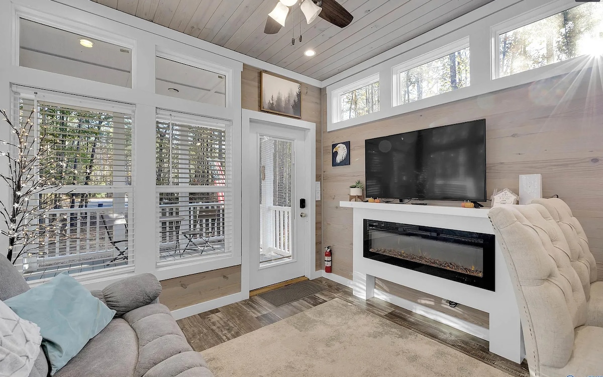 Top performing Airbnb: Eagles Nest in Mentone in Fort Payne