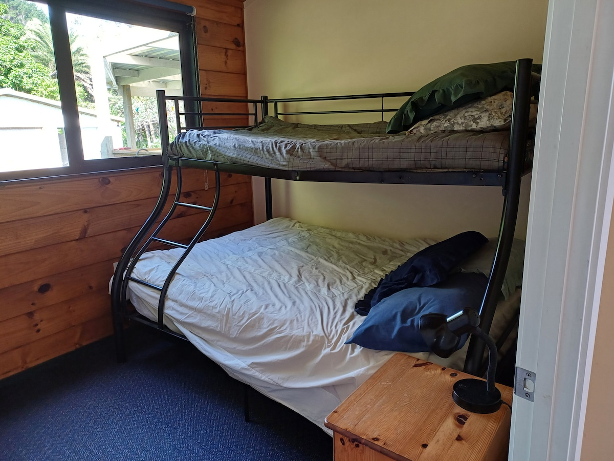 საძინებელი 3