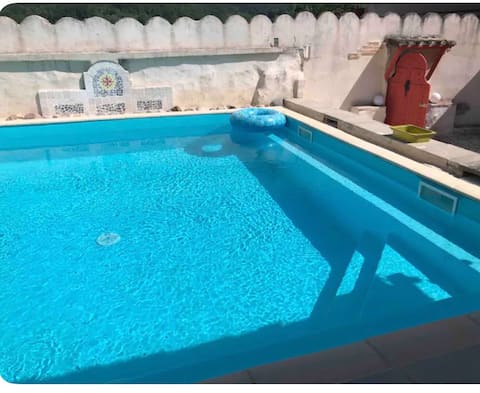 Stone house, 20 minutes from Agen, 4 bedrooms, fiber optic