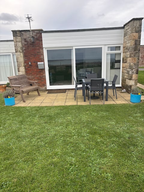 Popular Airbnb listing: Paddlers Rest - Entire Chalet on Isle of Wight in Isle Of Wight