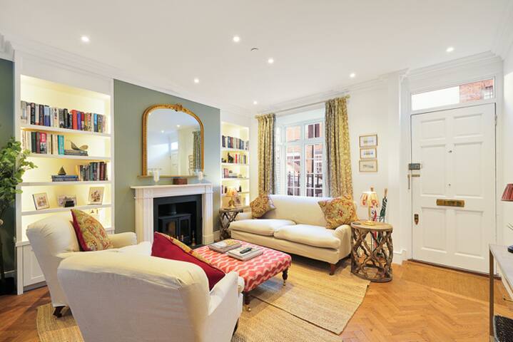 Fabulous House in Kensington gallery image 4