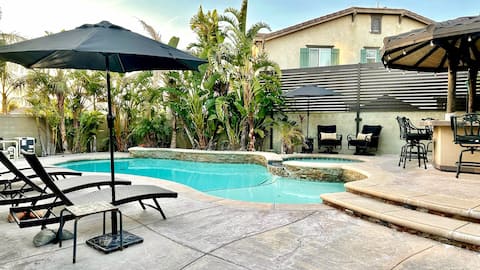 New Clean Safe 4BR*Pool*Jacuzzi*BBQIslandBar*King