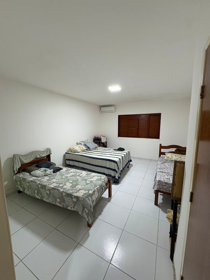 საძინებელი 4