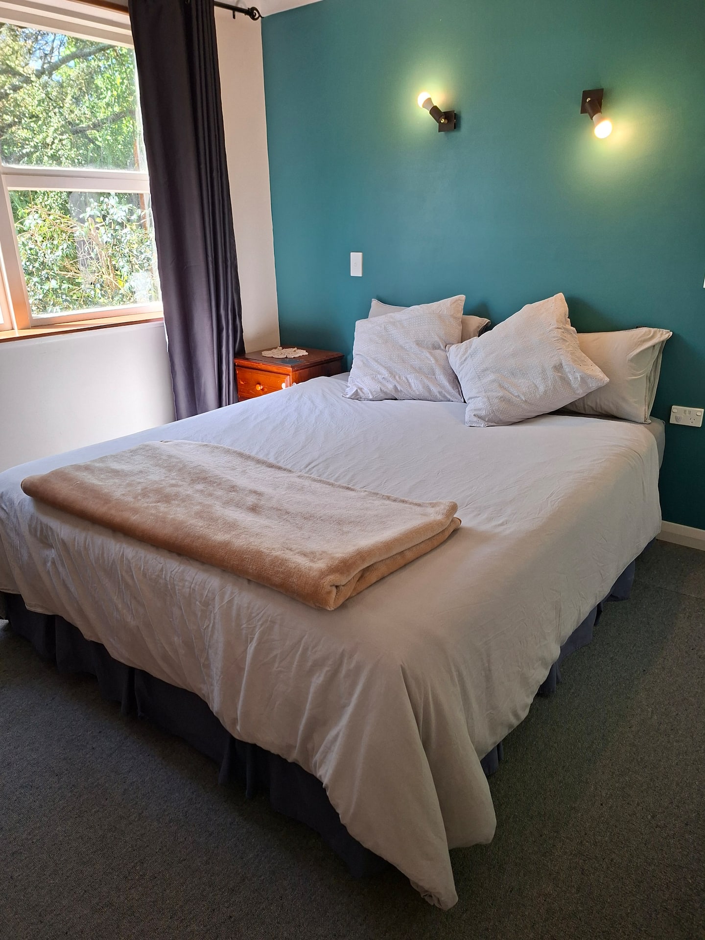 The Cottage 4