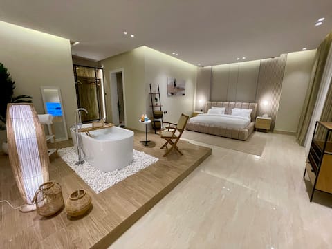 Luxury Apartment with Cinema Room & 85-Inch TV