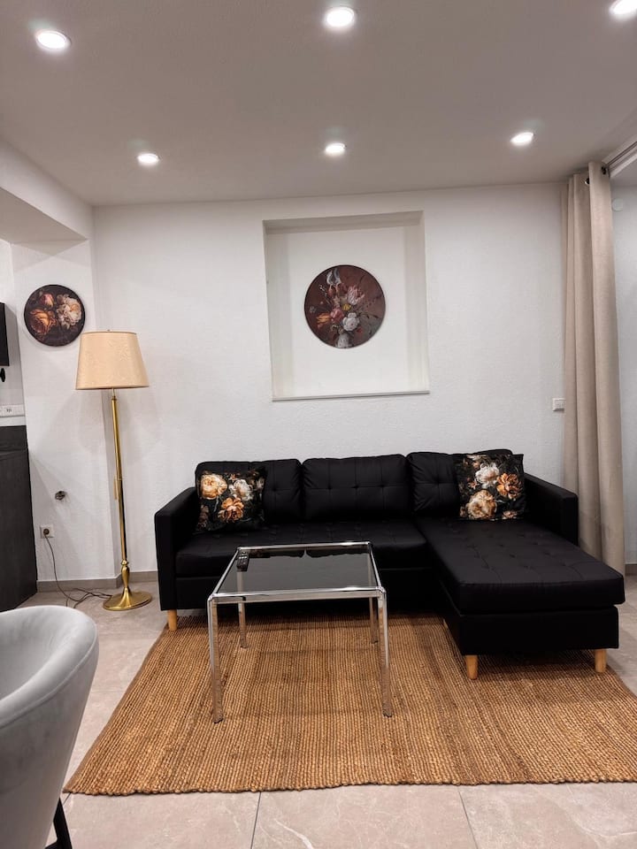 Traumhaft Moderne Ferienwohnung In 78554aldingen - Spaichingen