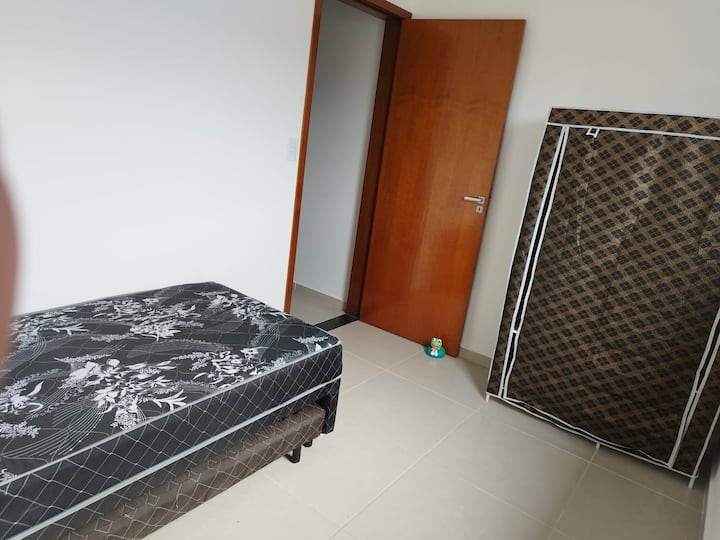 Does not offer bedding, bath or pillow linen 