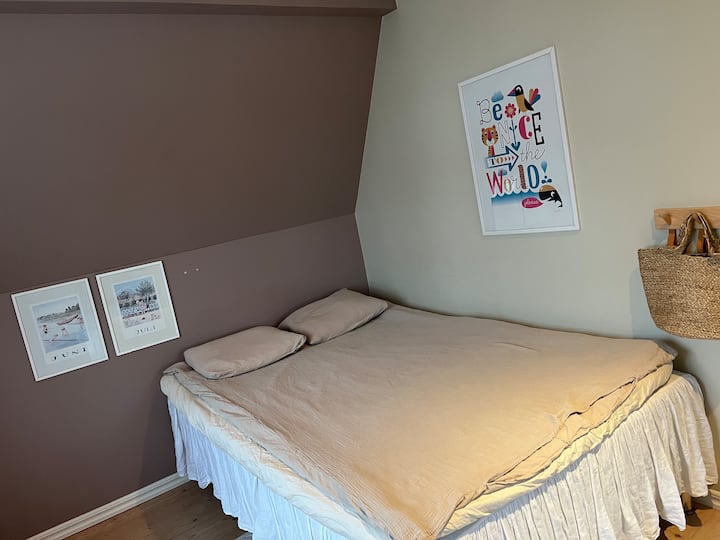 140 cm široké lôžko 