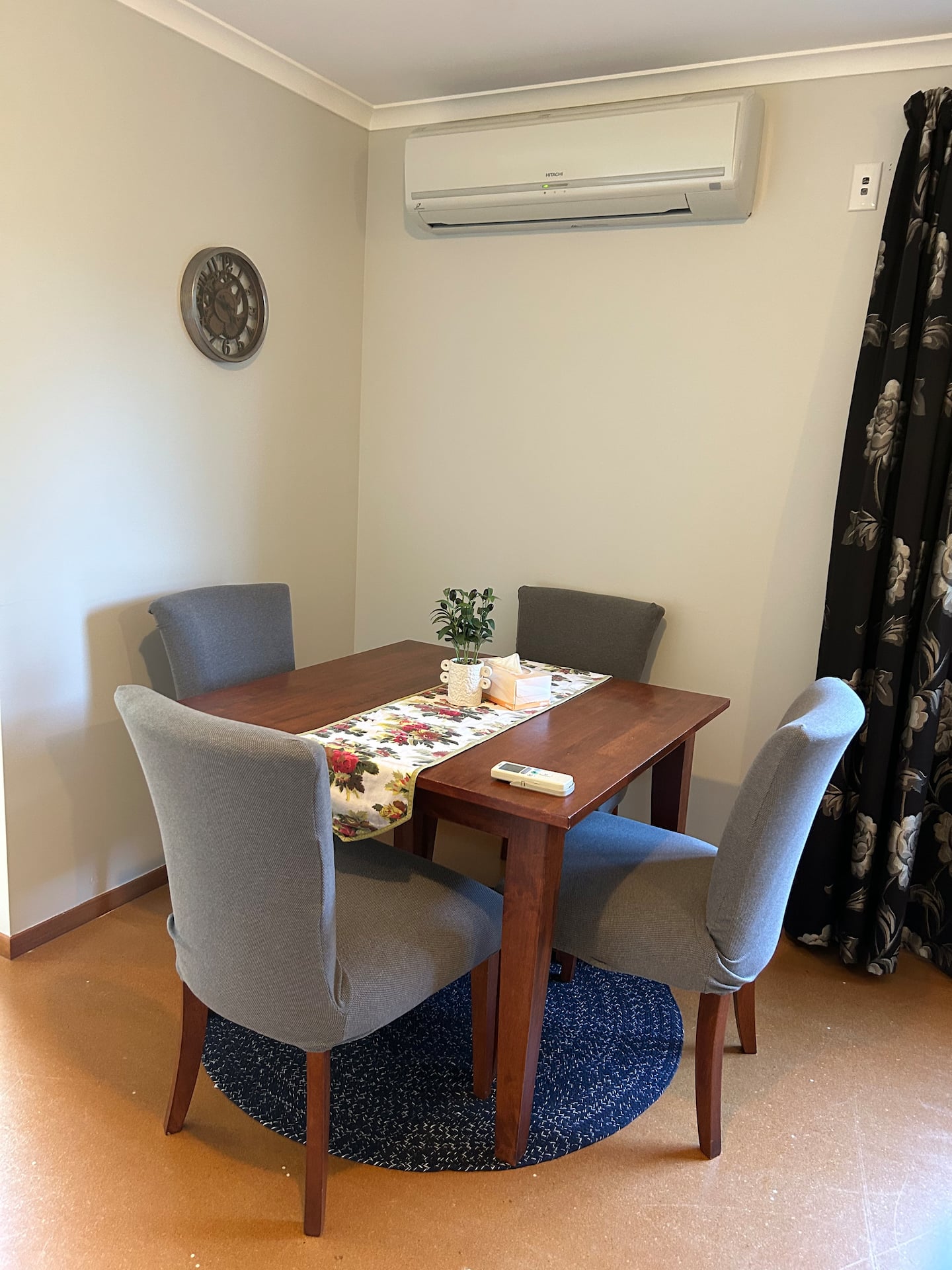Spacious Peaceful Apartment 4