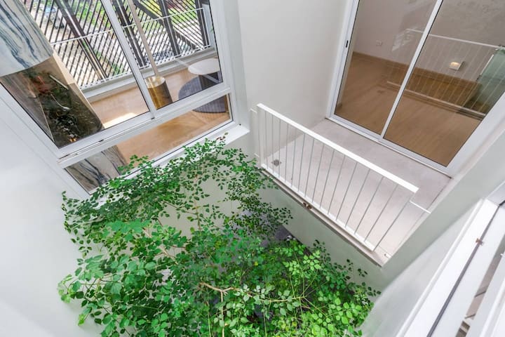 T4 | Modern Townhouse+Free Airport Pick-up gallery image 3