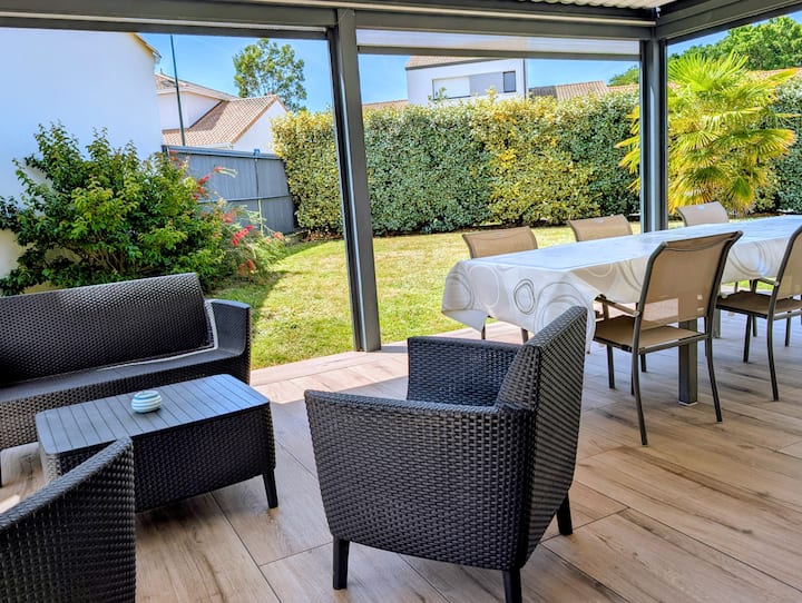 Maison Paisible, Terrasse Et Jardin, 6 Personnes - Pornic