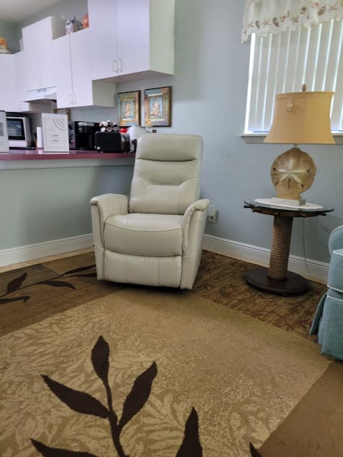 Successful Airbnb property: Home away from Home in Campbell