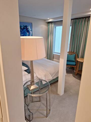 Magnificent luxury beach apt gallery image 4