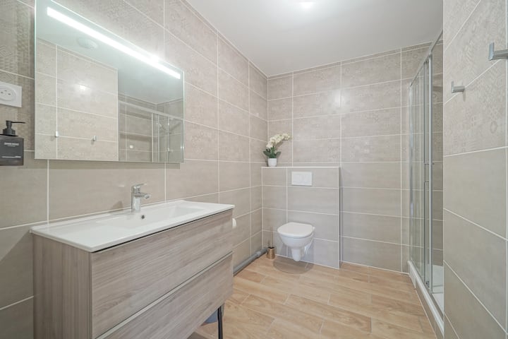 Appartement Deux Pièces - Saint-Ouen