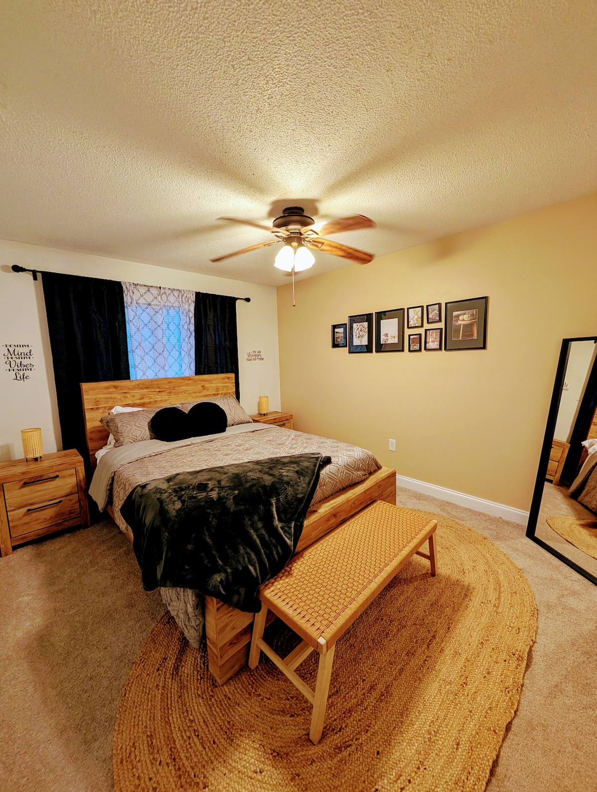 غرفة النوم 1