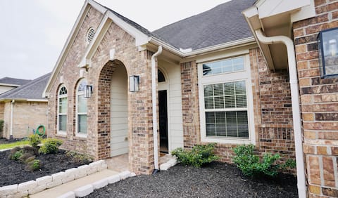 Spacious Oasis with Pool & Deck!