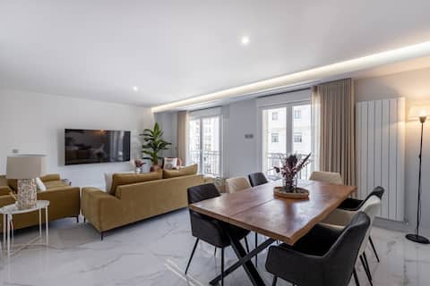 Top performing Airbnb: Dreaming Puerta Real in Granada