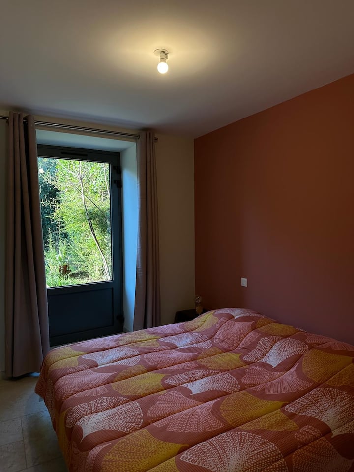 Krevatet 90 mund të bashkohen për të bërë një krevat 180