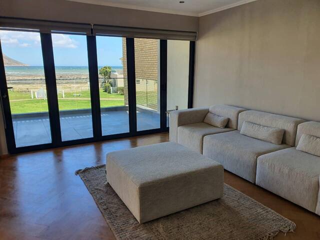 Classy home in cape town gallery image 2