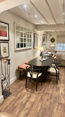 Charming West London Mews House