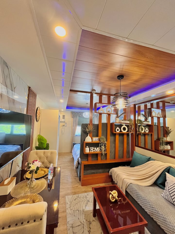 J&j Havenstay | Ananda Square -Free Pool -Laspiñas - Las Piñas