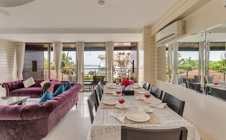 Dining area image 3