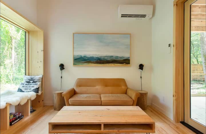 Modern Nordic Cabin | Views & Spa Vibes, Pets Ok! - North Carolina