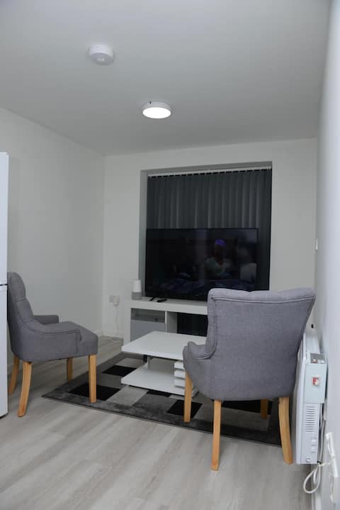 Popular Airbnb listing: Cozy 1 Bedroom Apartment. in Burngreave