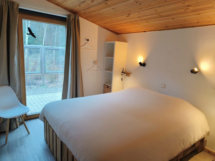 Las camas se pueden organizar como individuales o dobles.