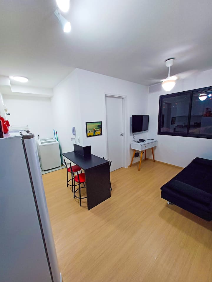 Apto 2 Dorm 300 Metrô Barra Funda C/ Piscina - Sao Paulo