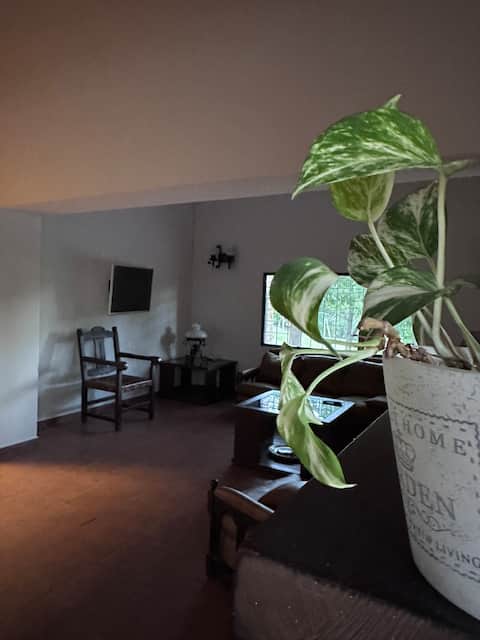 Anuncio de Airbnb popular: House with lake view, pool and unique nature en Villa Parque Siquiman