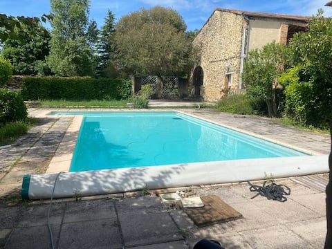 Le Pascadelle, 10 people, large space, swimming pool