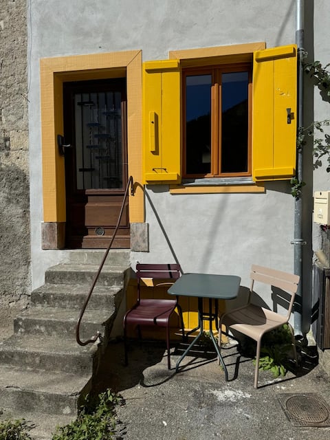 Small studio in the heart of the village