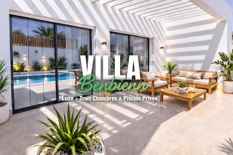 Luxury villa 8 guests~beach 5 min away~heated spa