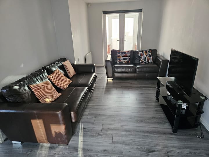 Great Home, Cleaned And Secured. - Liverpool