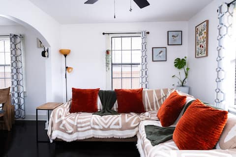 Top Airbnb: 3BR Near The Plaza Mall • Backyard Grill in Mc Allen