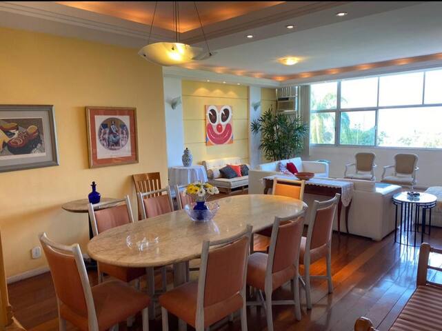 Ap 3 suítes na Praia do Flamengo 170m2 gallery image 2