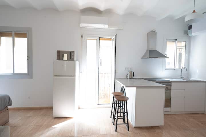 Barceloneta Studio Apartment - Barcellona