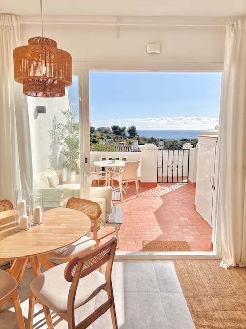 New apartment | Sea View | Big Terrace | Pools