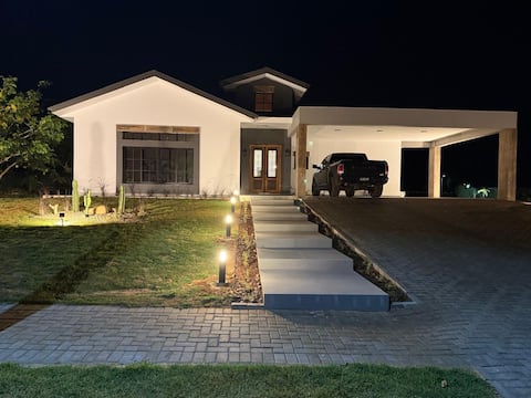 Foz de Iguaçu Seasonal House 4